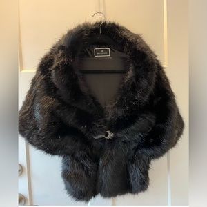 Black Fur Stoll